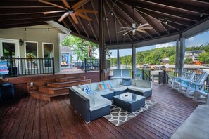 Terrace/patio - CALM, PEACEFUL COVE!  Lakefront Oasis w/ guest house + no stairs to huge dock! (Sunrise Beach)