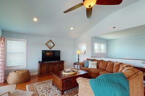 Televisión, reproductor de DVD y videoteca 