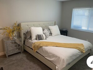 1 habitación, tabla de planchar con plancha, internet y ropa de cama 