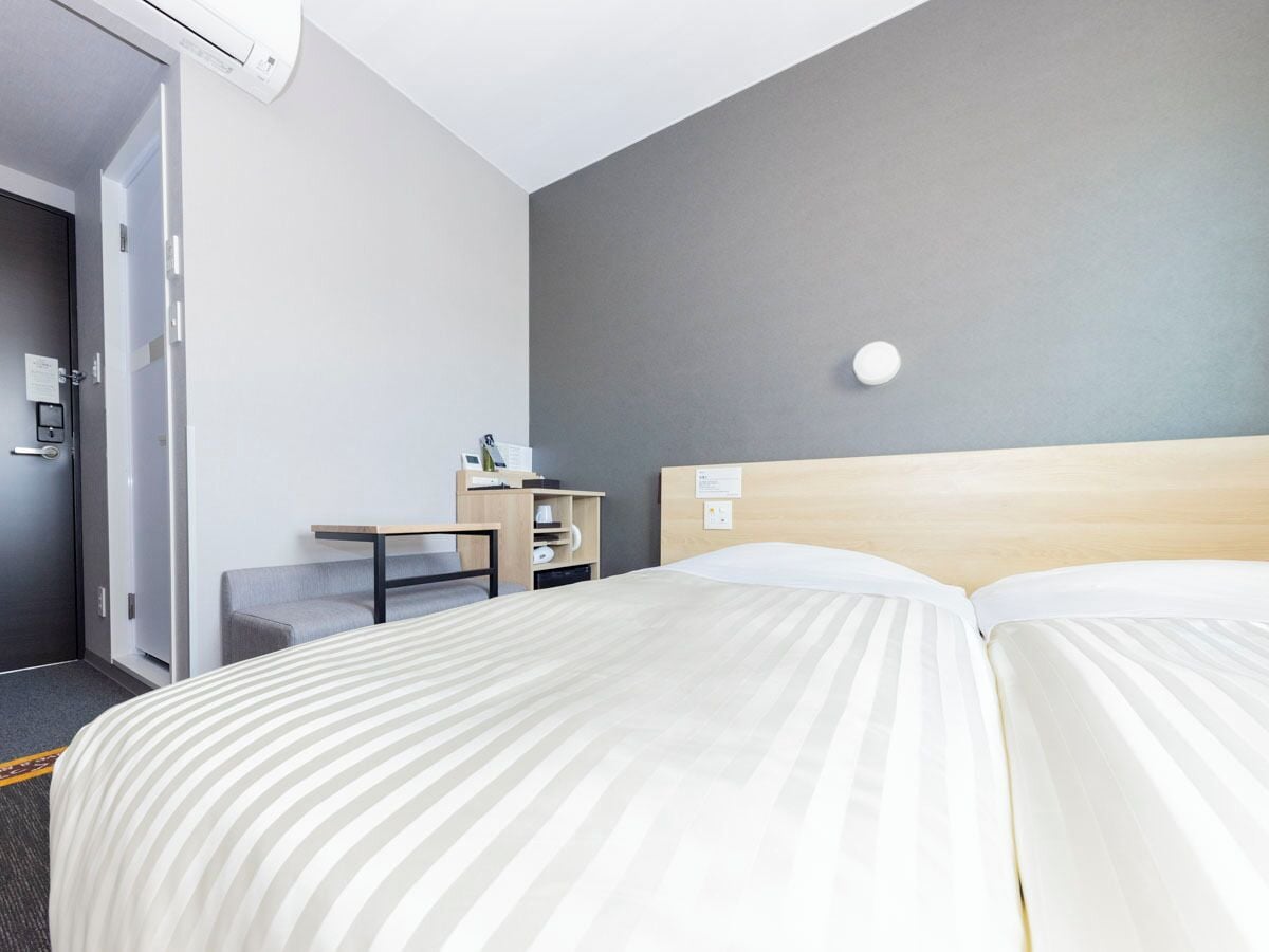 twin room, non smoking | 1 bedroom, desk, laptop workspace, soundproofing