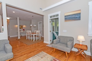 TV - Cottage located in the middle of the island and amenities. Screened in porch and open concept living (Bald Head Island)