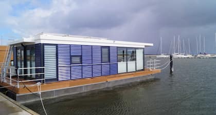 12. Hausboot Float & Load I 50 mÂČ - Hausboot Float & Load I