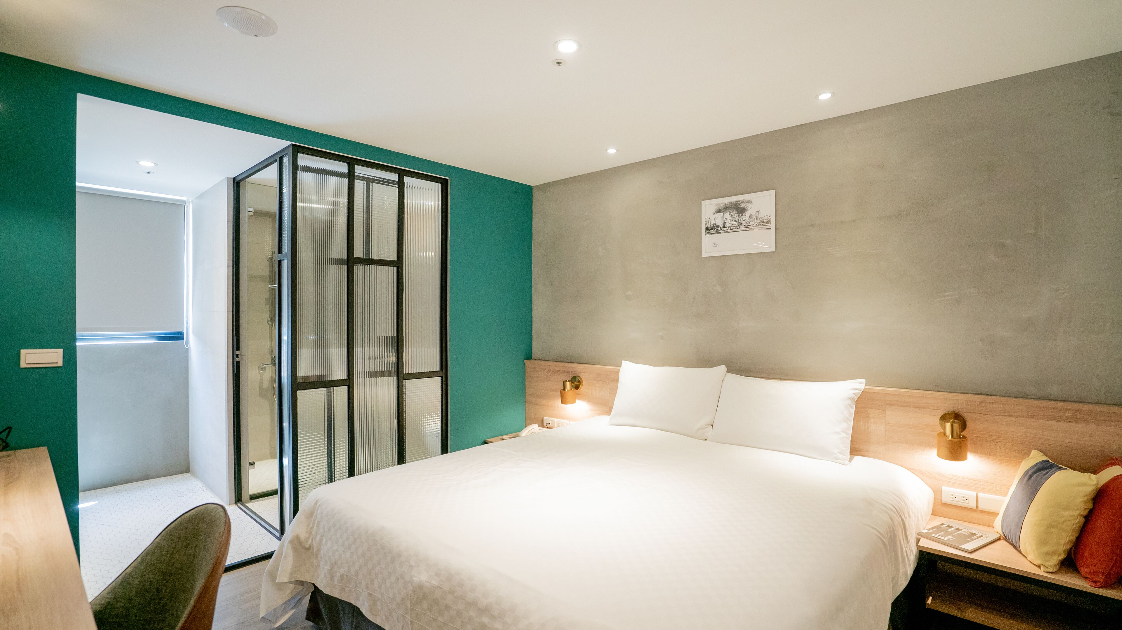 superior double room | premium bedding, down duvets, pillow-top beds, individually furnished