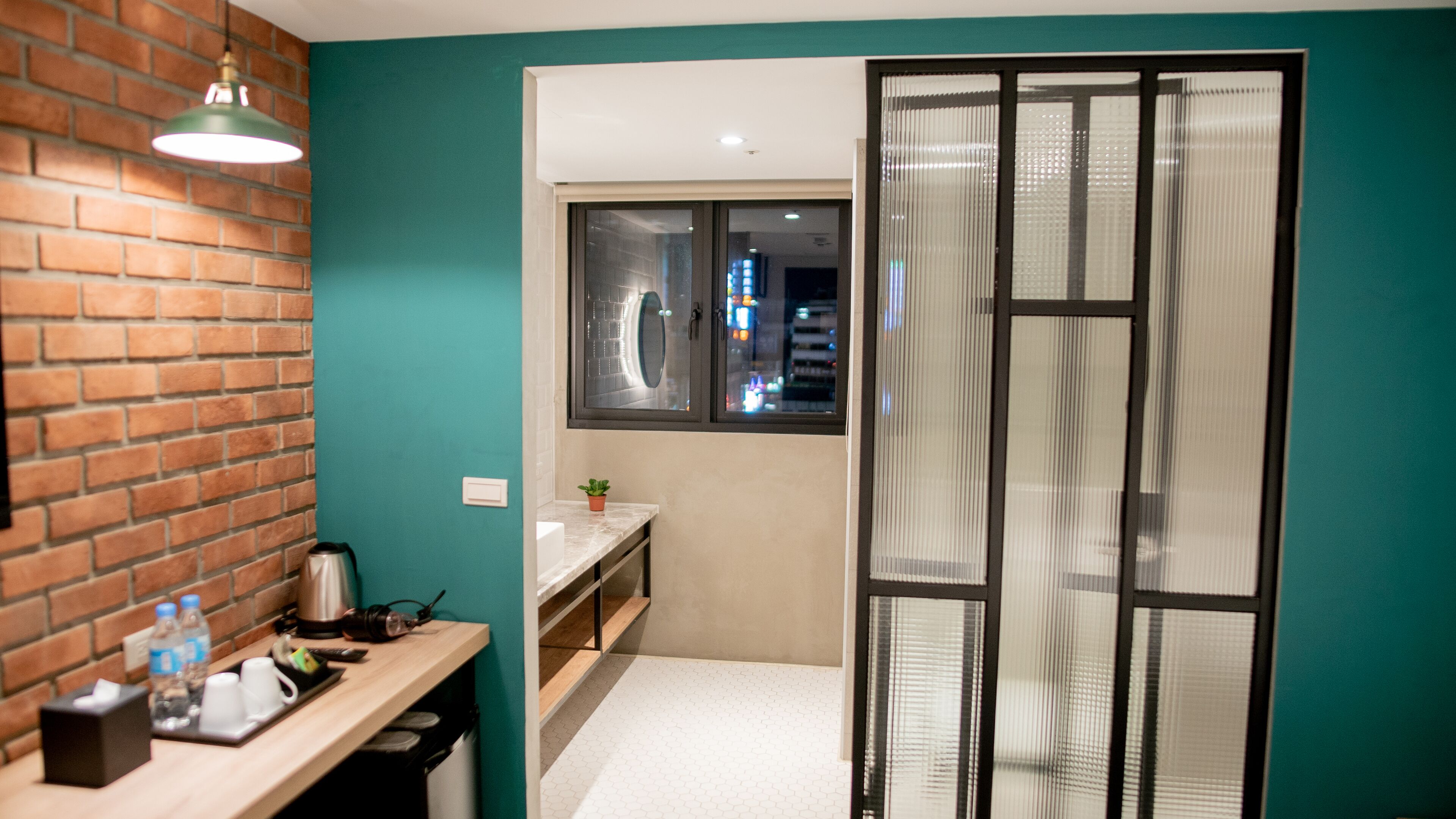 superior double room | bathroom | free toiletries, hair dryer, slippers, towels