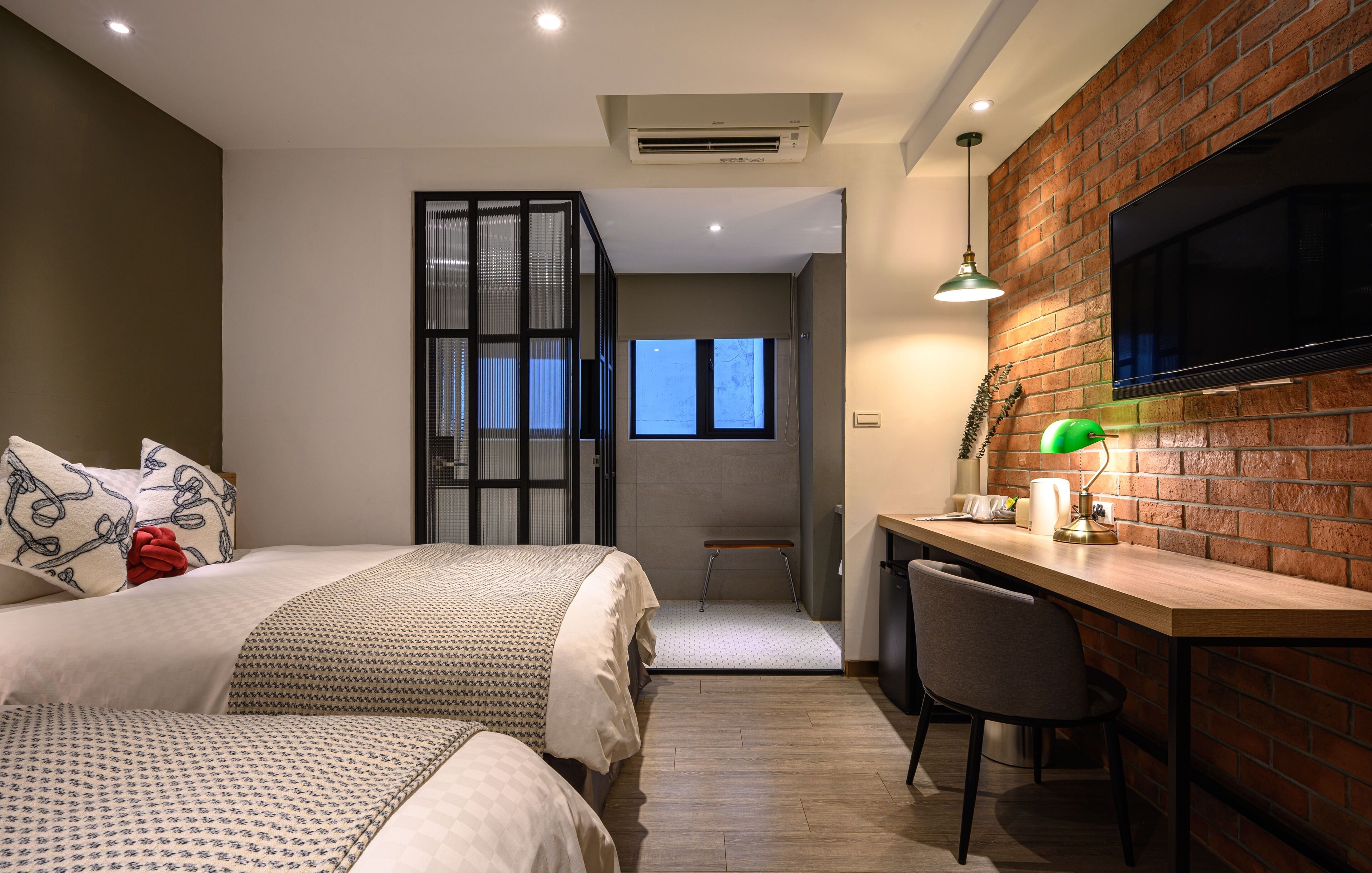 superior quadruple room | 1 bedroom, premium bedding, pillow-top beds, desk