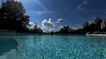 Piscina all'aperto