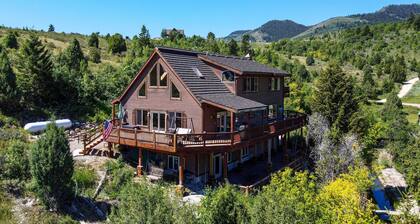 Fish Haven Cabin w/ Game Room, Views + Deck!