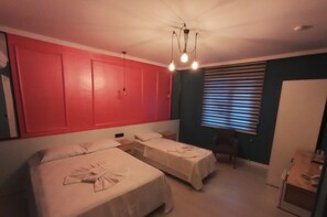 Standard Triple Room | Minibar, free WiFi - Oropa Butik Hotel (Eynesil)