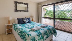 3 bedrooms, bed sheets - The Noosa Apartments 5 (Noosa Heads)