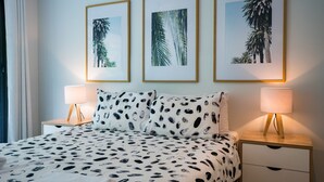 Room - The Noosa Apartments 8 (Noosa Heads)