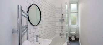 Stylish 1 Bedroom Flat in Glasgow West End