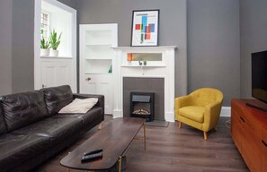 TV, fireplace, Netflix, streaming services