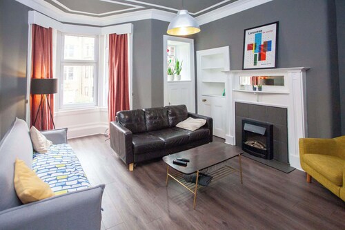 Stylish 1 Bedroom Flat in Glasgow West End