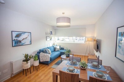 Stylish 2-Bed Apartment Near Glasgow Green