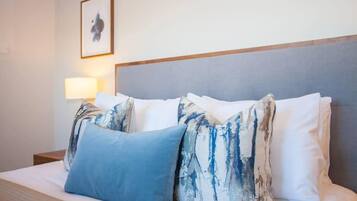 2 makuuhuonetta, silitysrauta/-lauta, vauvan matkasänky, Wi-Fi