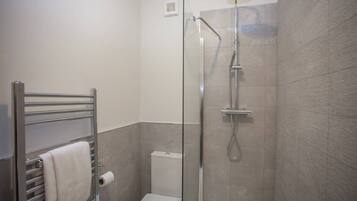 Suihku, hiustenkuivaaja