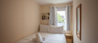 Homely Flat close to Centre with Free Parking!