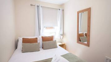 2 Schlafzimmer, Bügeleisen/Bügelbrett, WLAN, Bettwäsche