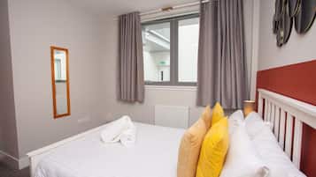 1 bedroom, iron/ironing board, travel crib, WiFi