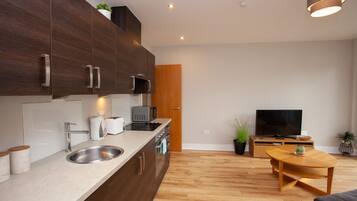 Fridge, microwave, oven, dishwasher