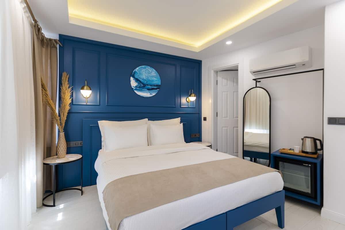 1 bedroom, egyptian cotton sheets, premium bedding, minibar