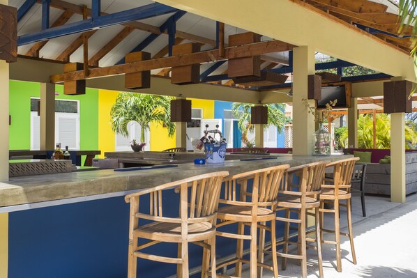 Bar (en el alojamiento)