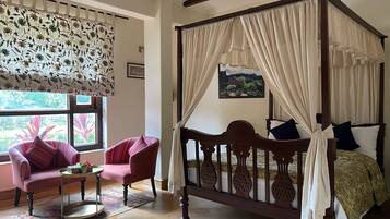 Superior Room (Hideaway)