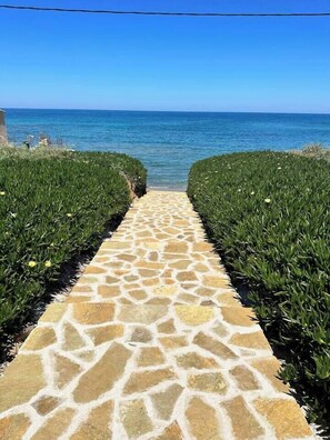 Beach nearby, beach towels