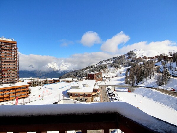 Property grounds - Studio for 3, Mont Blanc view, balcony (La Plagne)