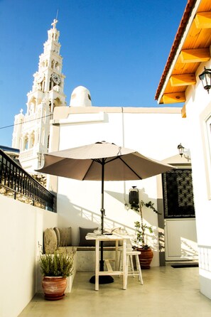 Outdoor dining - Rhodes Traditional house with private yard (Archangelos)