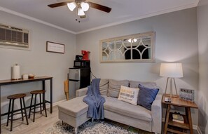 Smart TV, video library