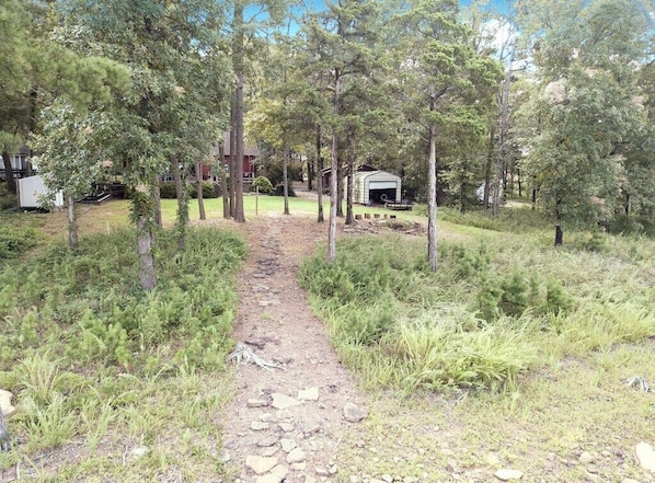 Property grounds - Lakefront Cabin (Higden)