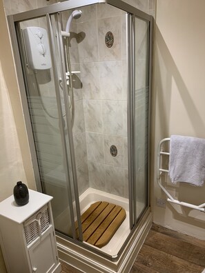 Apartment | Bathroom
