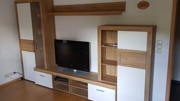 Apartment | Fernseher