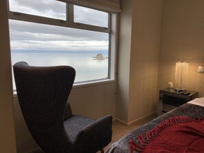 Panorama studio suite | Een kluis op de kamer, individueel gedecoreerd, individueel gemeubileerd