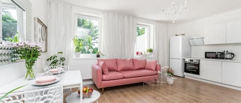 Estudio | Área de sala de estar | Televisión de pantalla plana