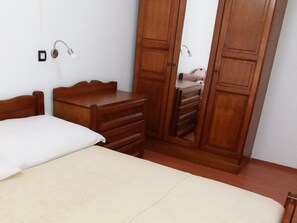 1 chambre, accès Internet, draps fournis