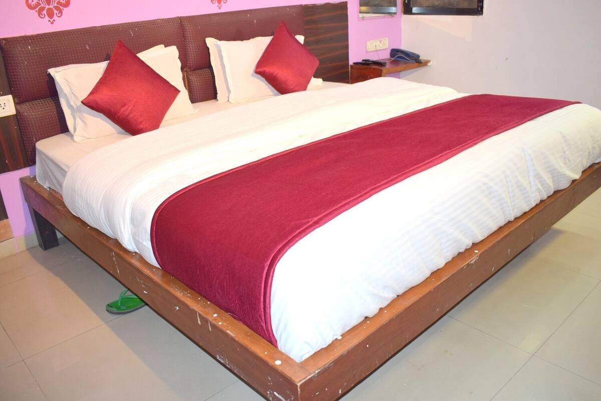 Deluxe Double Room | Desk, WiFi (free)