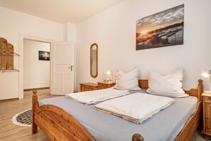 2 chambres, fer et planche à repasser, Wi-Fi gratuit, draps fournis