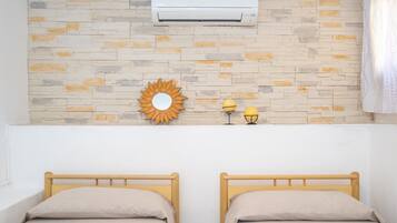 2 Schlafzimmer, BĂŒgeleisen/BĂŒgelbrett, kostenloses WLAN, BettwĂ€sche