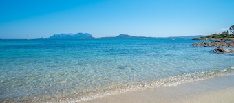 Holiday Home "Appartamento dell Pellicano" Near the Beach and with Air Conditioning