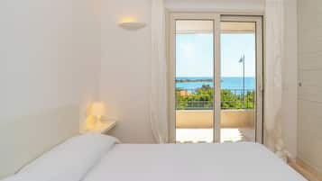 2 Schlafzimmer, BĂŒgeleisen/BĂŒgelbrett, kostenloses WLAN, BettwĂ€sche