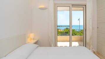 2 Schlafzimmer, BĂŒgeleisen/BĂŒgelbrett, kostenloses WLAN, BettwĂ€sche