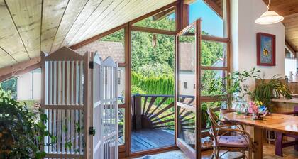 Ferienwohnung "Rosengarten" am Bodensee mit WLAN und Balkon