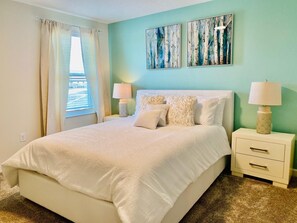 9 soverom, strykejern/-brett, reiseseng for barn og wi-fi (inkludert)