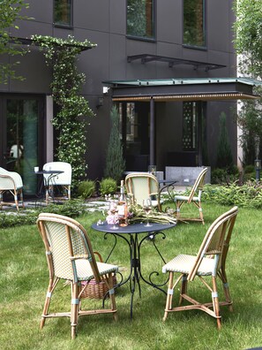 Exterior - Hôtel Botaniste (Paris)