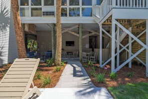 Terrace/patio - Stay @ Casa Blanca - Folly Beach (Folly Beach)