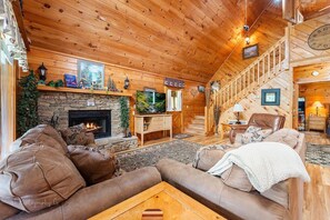 Cabin, 2 Bedrooms | Living area | TV, streaming services