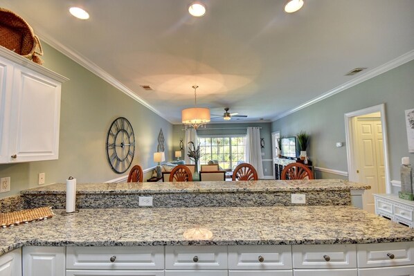 Condo, 2 Bedrooms | Private kitchen | Fridge, microwave, oven, dishwasher - 4803 Bovardia Place #102 2 Bedroom Condo by Redawning (Myrtle Beach)