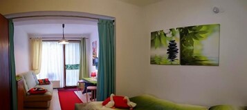 Individually decorated, individually furnished, laptop workspace